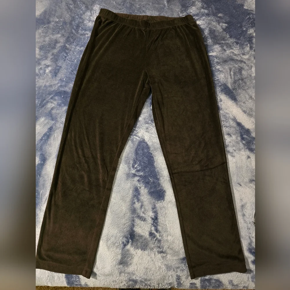 Womens Black Velour Medium Pajamas - Picture 8 of 9